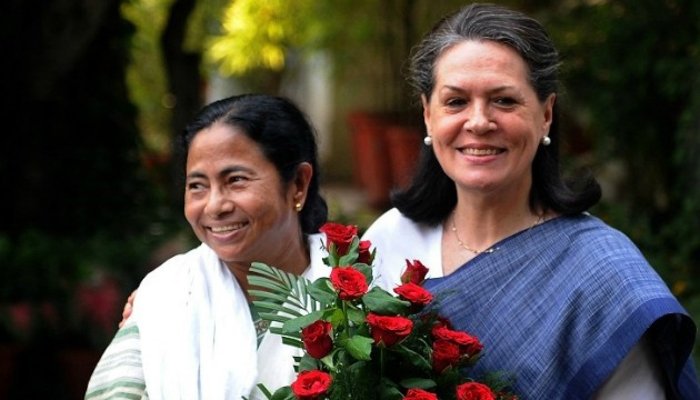 Mamata meets Sonia | NewsFile Online